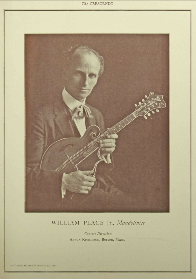 William Place jr. Portrait mit Gibson Mandoline