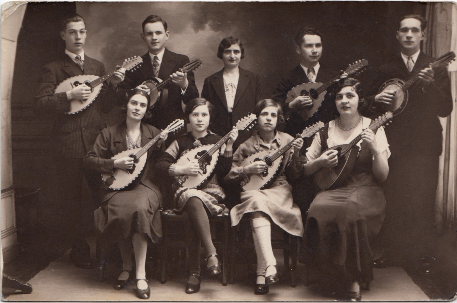 Mandolinenorchester - Alte Postkarte Mandolinenorchester - Alte Postkarte