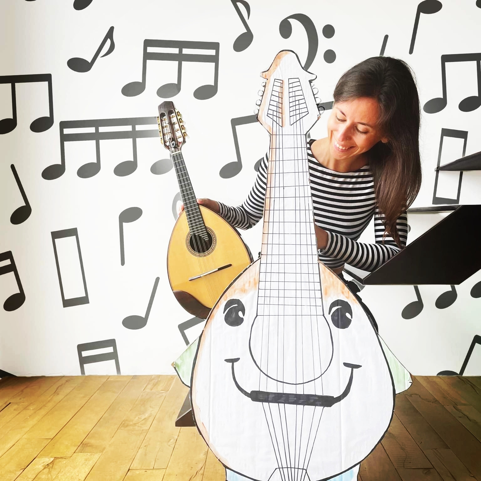 Selima Ben Guigui - Aventeuer im Zupfertal Selima Ben Guigui Mandoline Instrument des Jahres Mandolinenspielerin des Tages