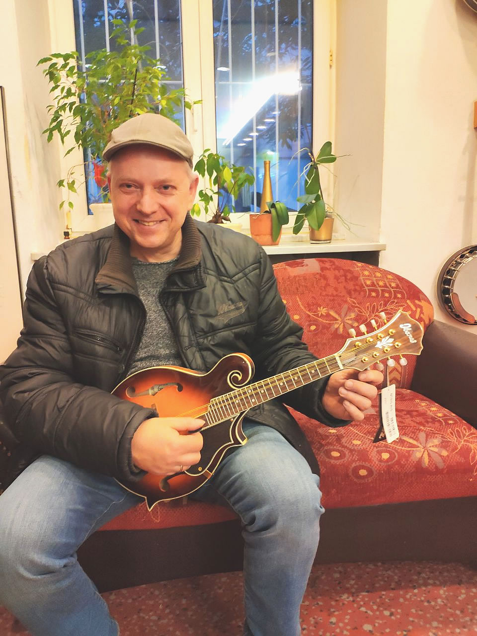 Christian Gasde - mit Mandoline Christian Gasde Mandoline Instrument des Jahres Mandolinenspieler des Tages