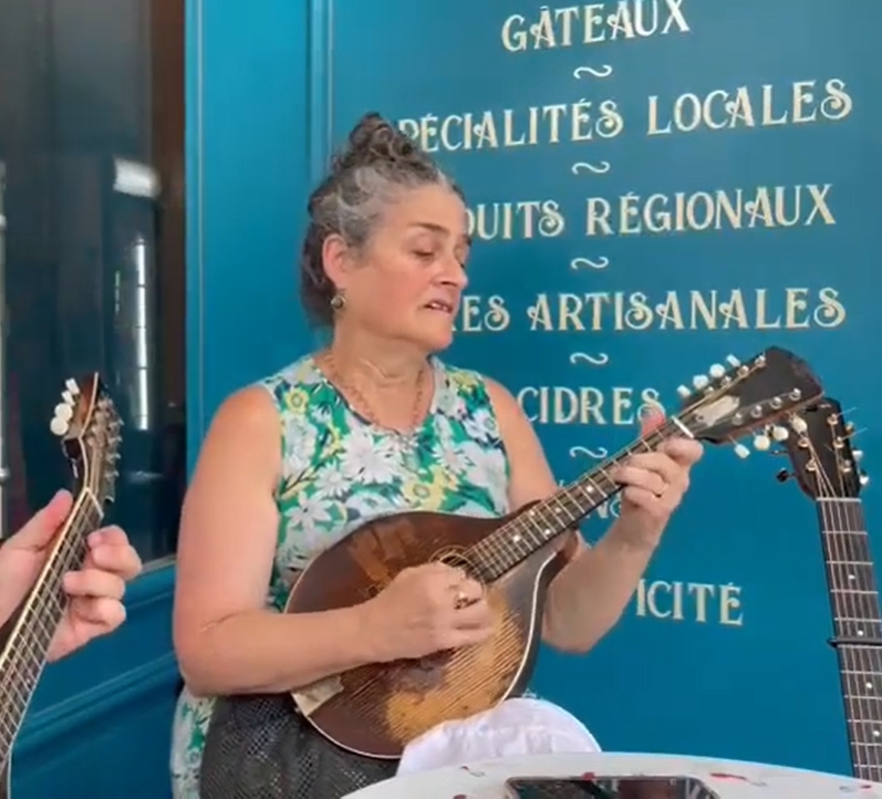 Marla Fibish Mandoline Instrument des Jahres Mandolinenspieler des Tages