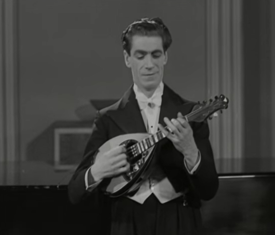 Mario de Pietro  Mandoline Instrument des Jahres Mandolinenspieler des Tages