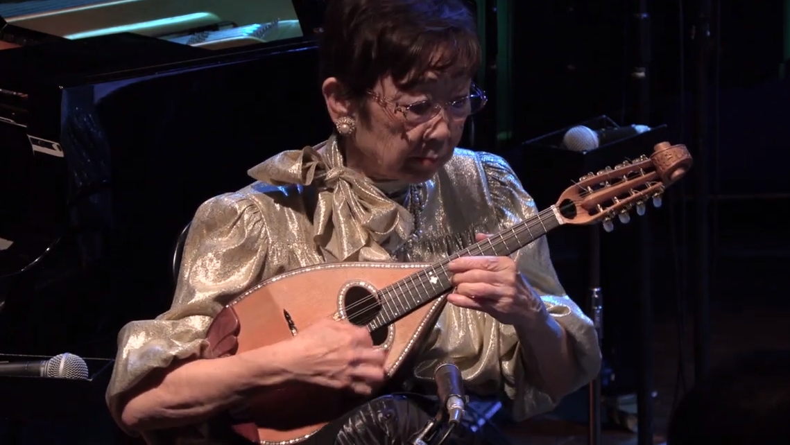 Ikuko Takuchi Mandoline Instrument des Jahres Mandolinenspieler des Tages