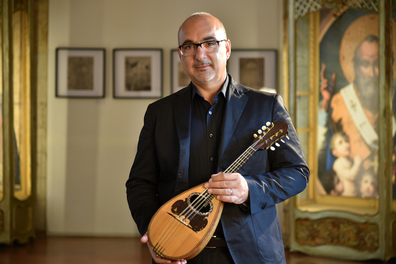 Mauro Squillante Mandoline Instrument des Jahres Mandolinenspieler des Tages