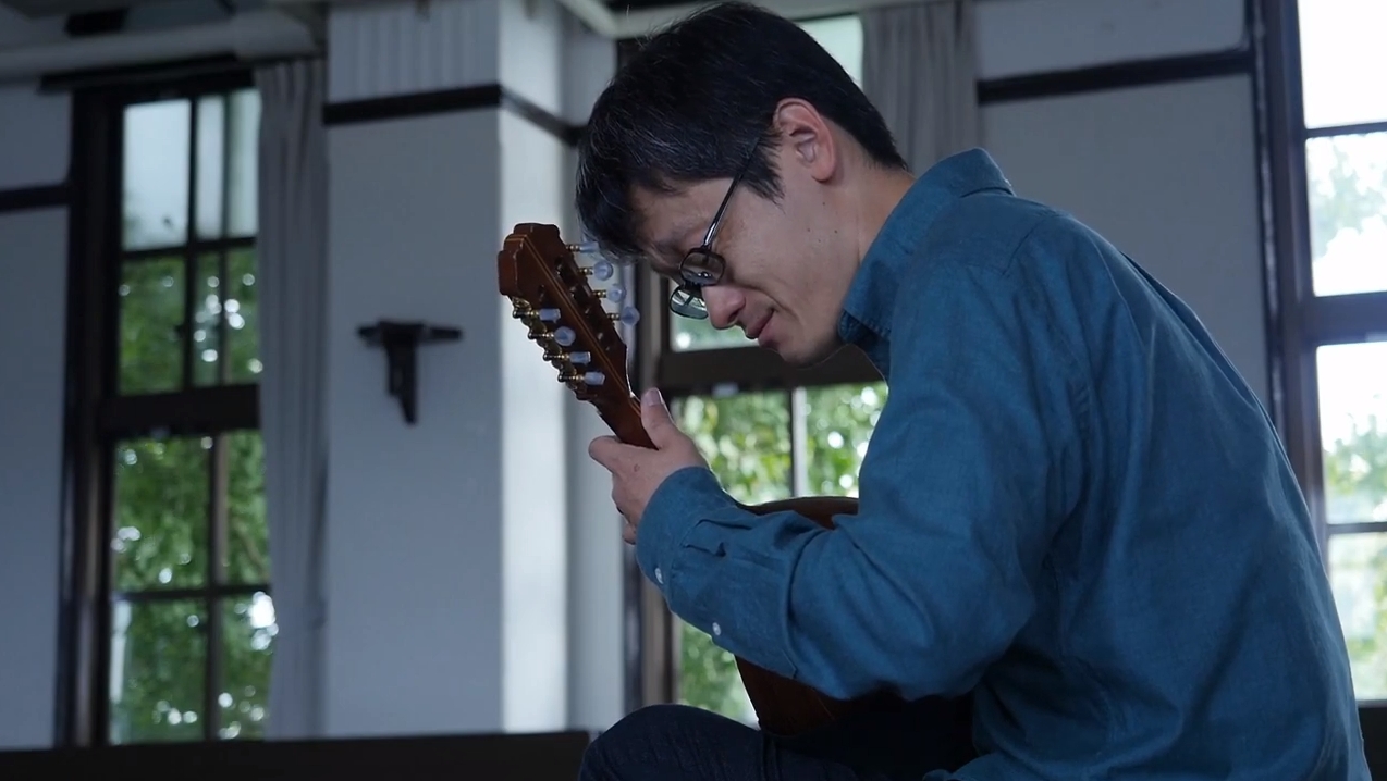 Takaaki Shibata  Mandoline Instrument des Jahres Mandolinenspieler des Tages