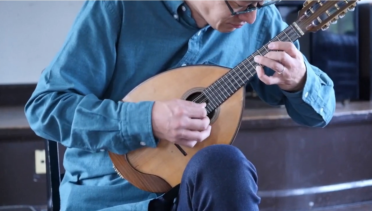 Takaaki Shibata  Mandoline Instrument des Jahres Mandolinenspieler des Tages