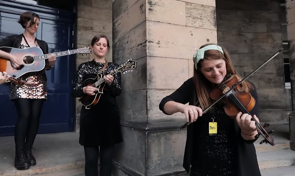 Laura-Beth Salter Mandoline Instrument des Jahres Mandolinenspieler des Tages