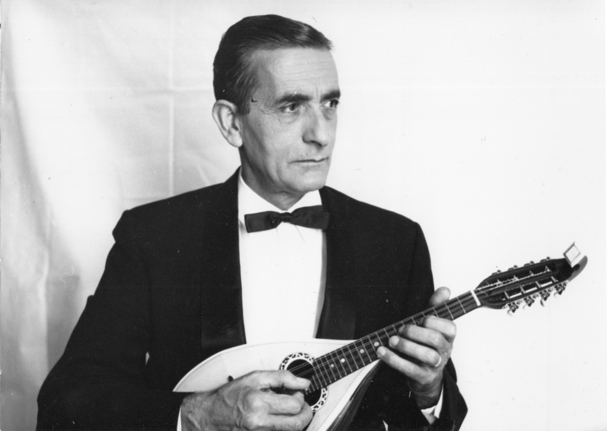 Giuseppe Anedda Mandoline Instrument des Jahres Mandolinenspieler des Tages