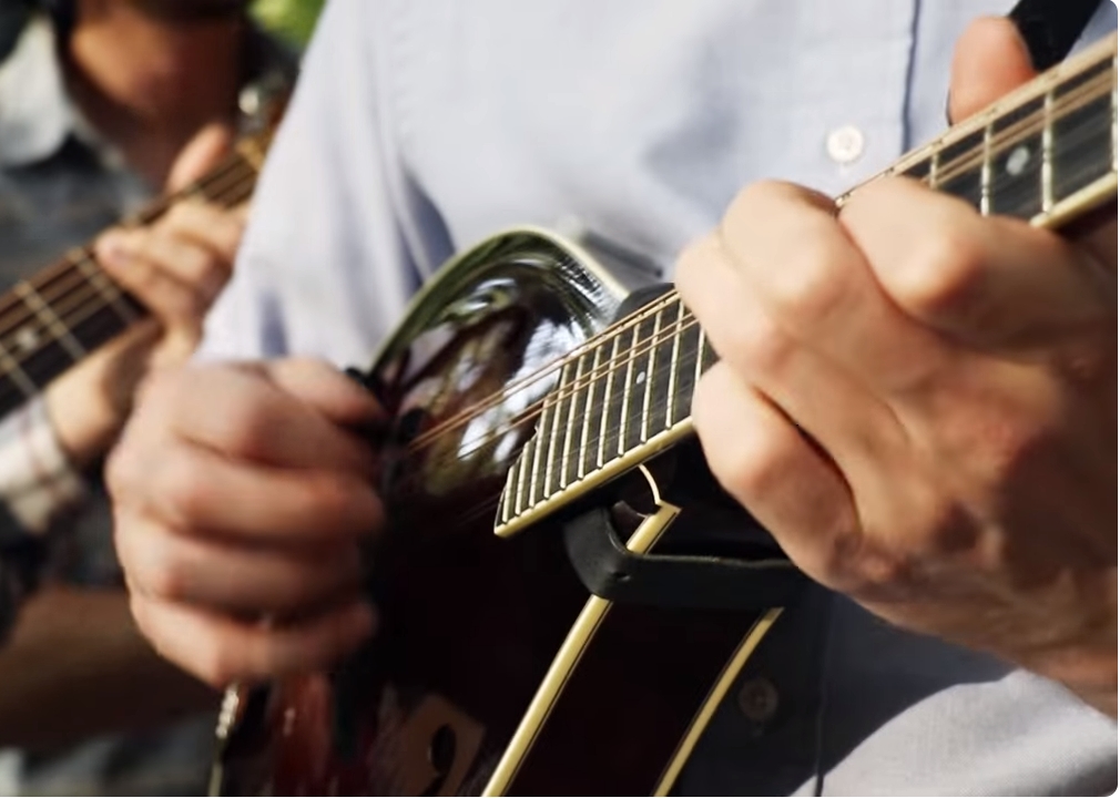 Daniel Ullom Mandoline Instrument des Jahres Mandolinenspieler des Tages