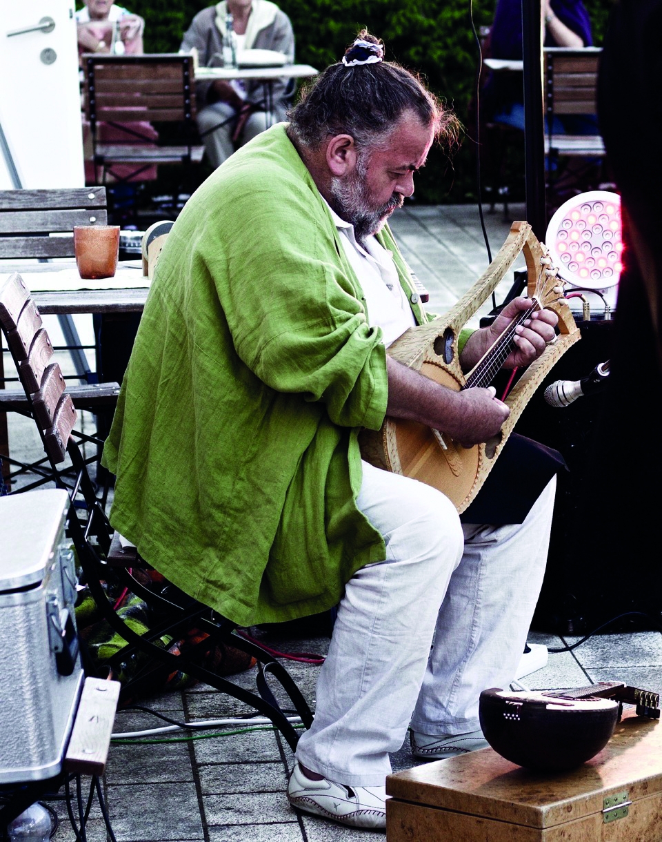 Klaus Wuckelt Mandoline Instrument des Jahres Mandolinenspieler des Tages