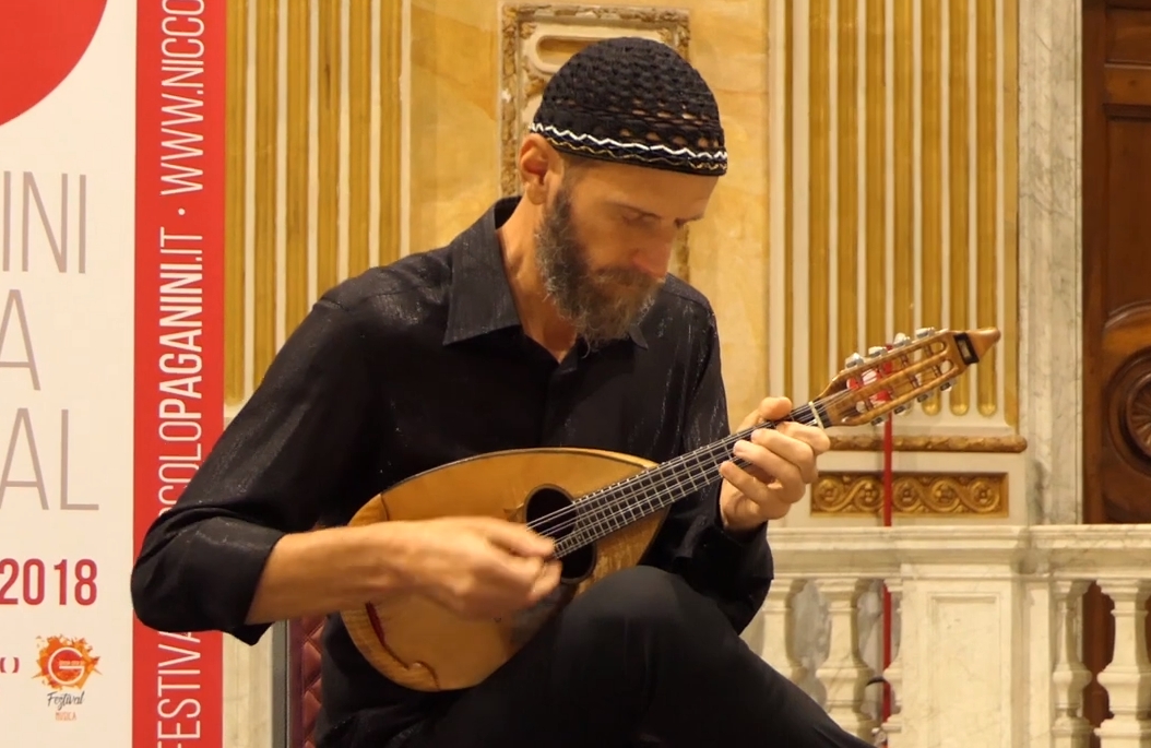 Carlo Aonzo  Mandoline Instrument des Jahres Mandolinenspieler des Tages