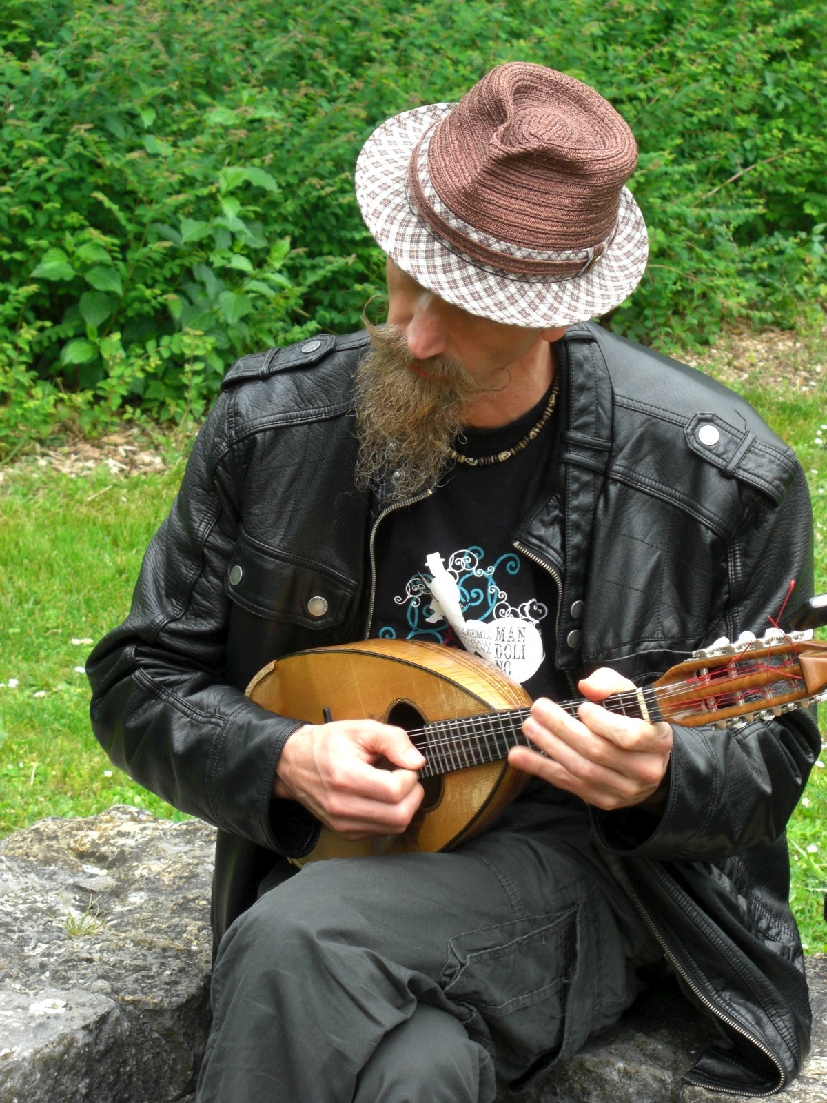 Carlo Aonzo  Mandoline Instrument des Jahres Mandolinenspieler des Tages