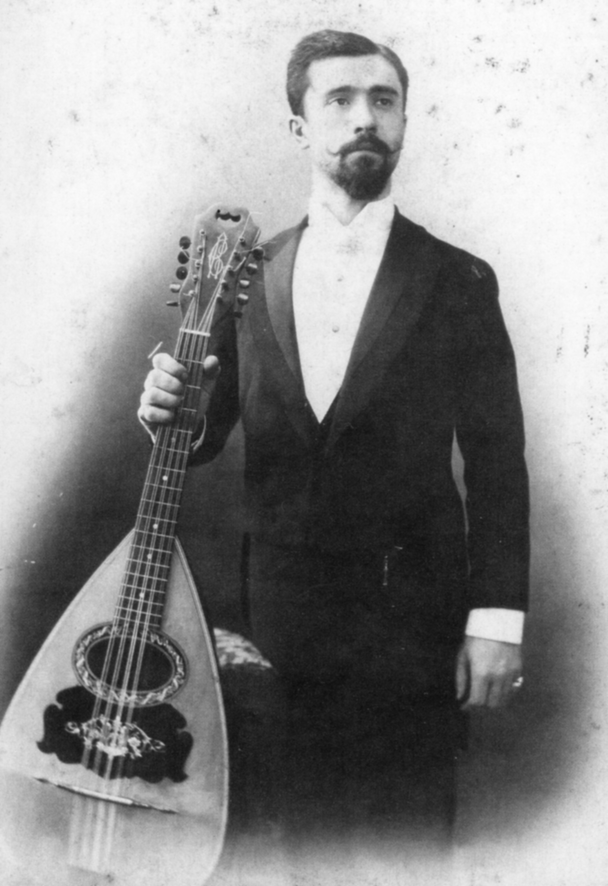 Raffaele Calace  Mandoline Instrument des Jahres Mandolinenspieler des Tages