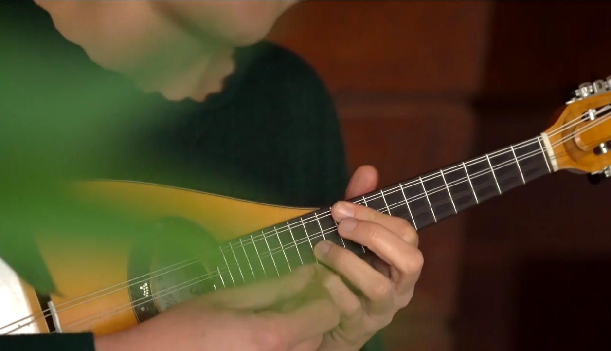 Marie Burou  Mandoline Instrument des Jahres Mandolinenspieler des Tages