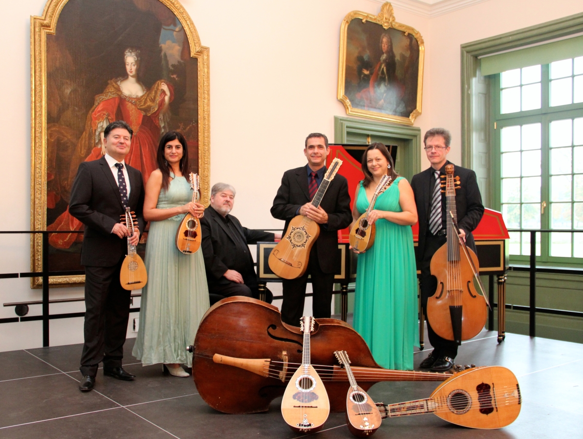 Juan Carlos Munoz  Mandoline Instrument des Jahres Mandolinenspieler des Tages