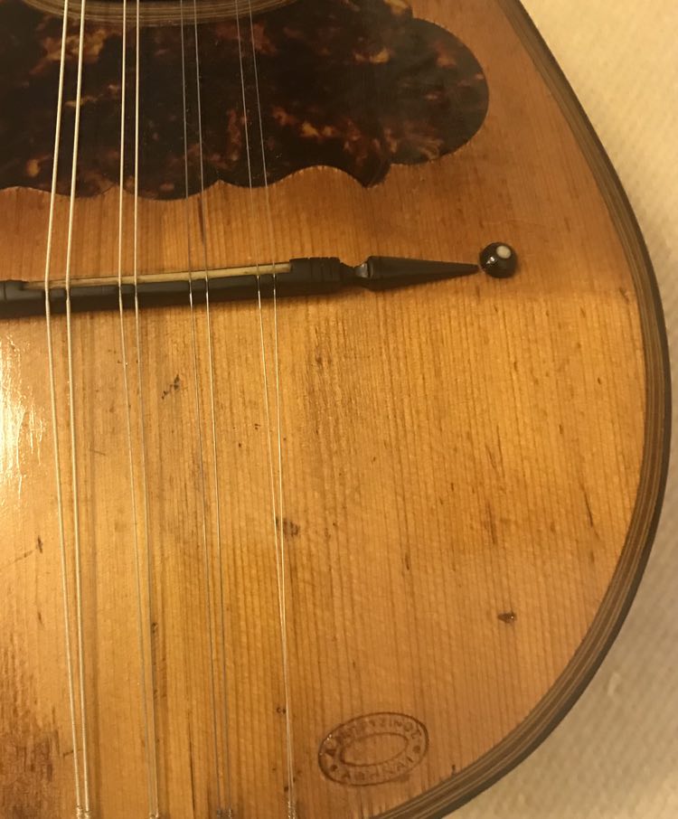 Aris Dimitriadis Instrument des Jahres Mandolinenspieler des Tages
