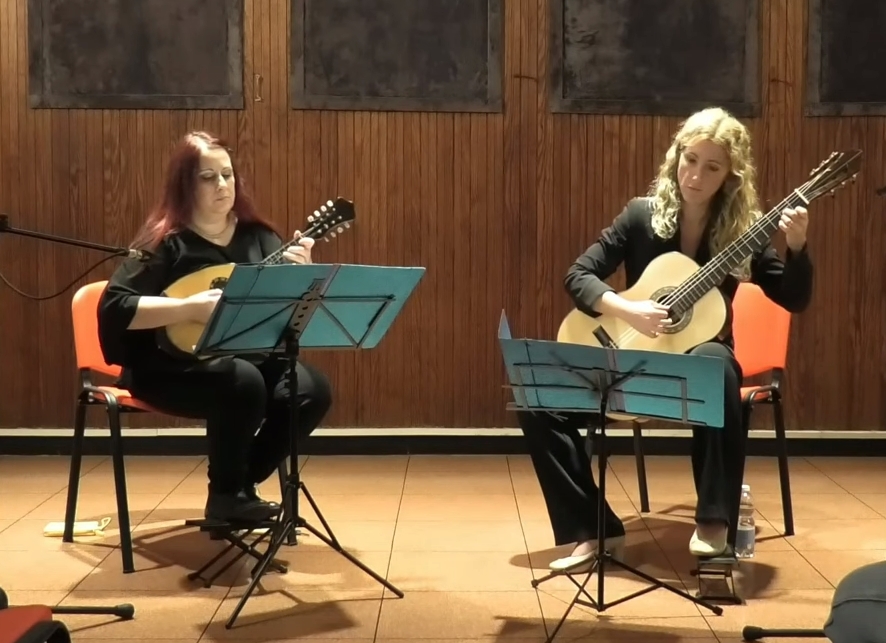 Paola Esposito Mandolinenspielerin des Jahres Mandolinenspieler des Tages