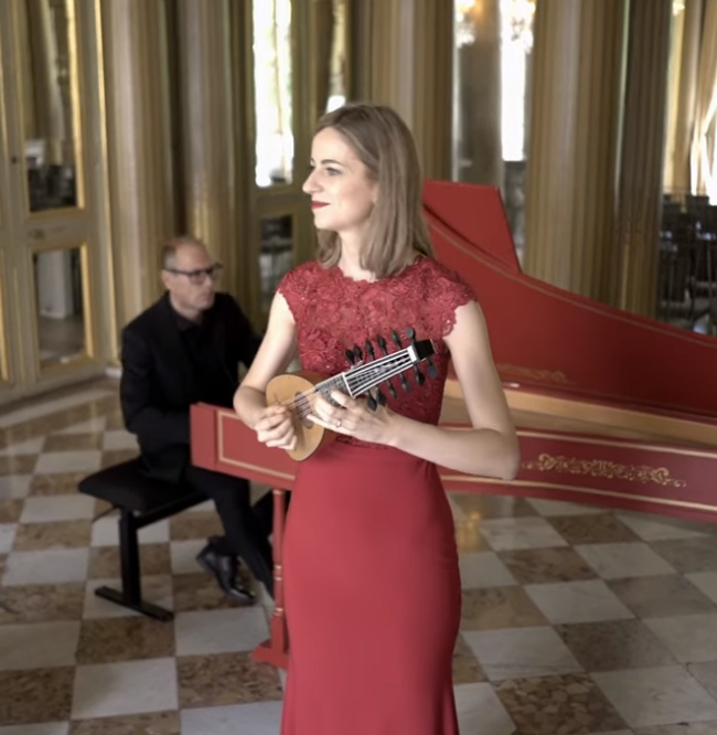 Anna Schivazappa und das Ensemble Pizzicar Galante